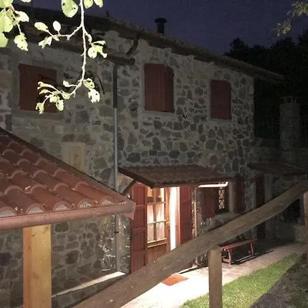 Holiday House Casini Di Corte Corfino Exterior photo